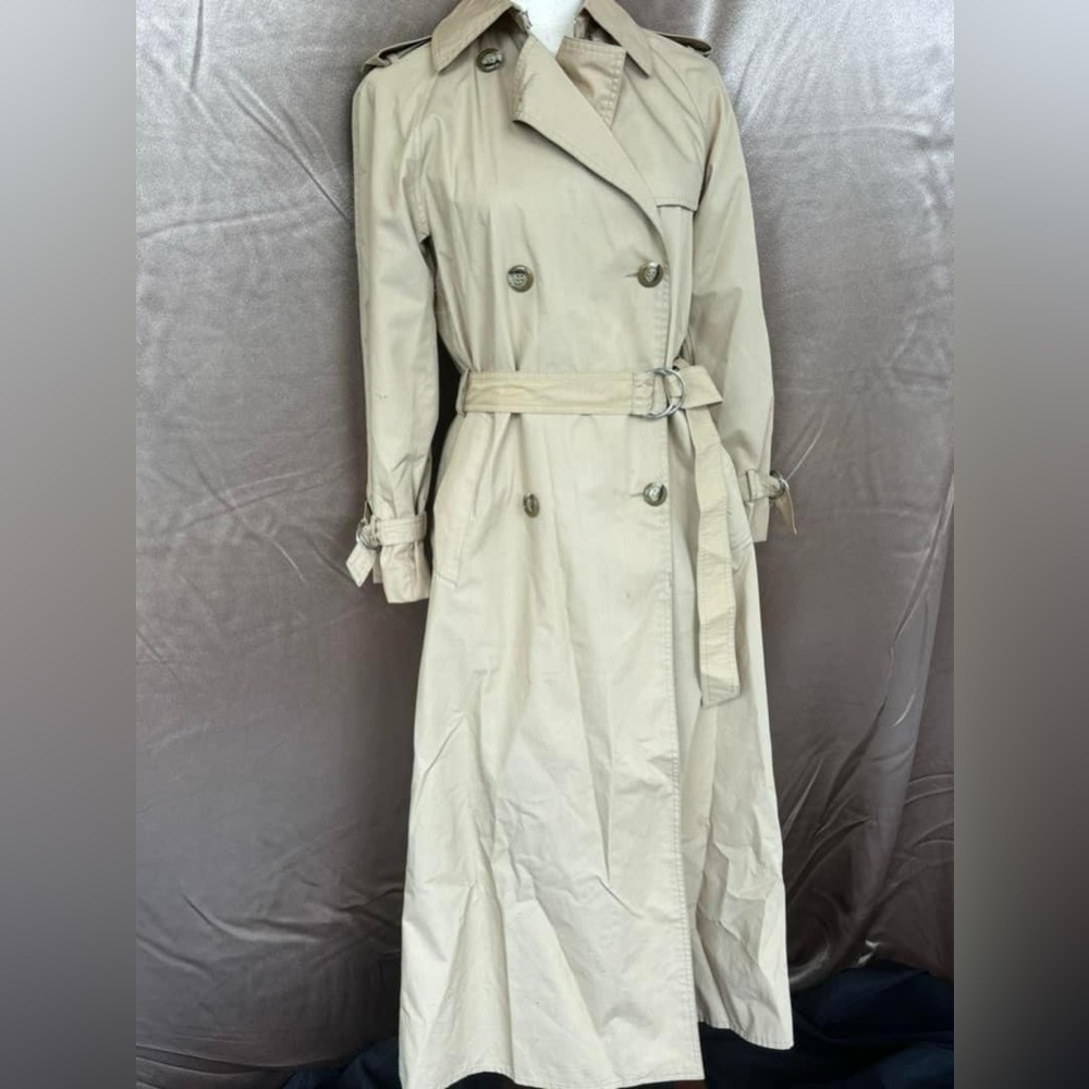 Anne Marie Beretta Signature Trenchcoat